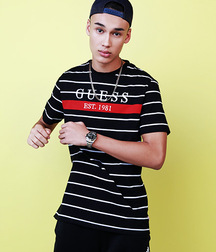 tidying up my wall gay tube 5f8622c20dea6.jpg