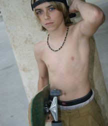 Candid Fellows (non-nude) 5e9e324da6b23.jpg