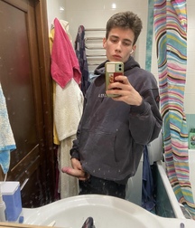 Selfie Boys Gay Porn Tube 613e86dcab818.jpeg