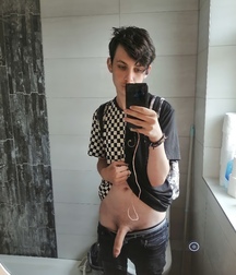 Twinks, Twunks, Hunks, Selfies Boy Porn 614247f29f283.jpeg