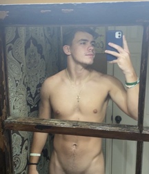 Selfie Boys porn teens 614b6397e842f.jpeg