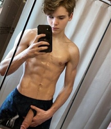 Super Selfie Saturday 2 Boys Porn 614f965711fe1.jpeg