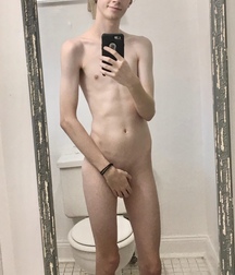 Twinks Twunks Selfies Mix Porn Boys 6155a7bcbac08.jpeg