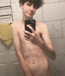 Twinks Twunks Selfies Mix Porn Boys 6155a7bea7ea2.jpeg