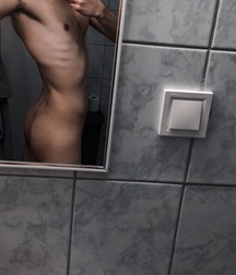 Online Twinks and Twunks Selfies Mix Boys Gay Porn 6155a8e250901.jpeg