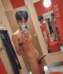 Twink and Hunks Selfie Mix Gay Porn 616796e9a85b6.jpeg