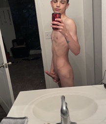 Twink and Hunks Selfie Mix Gay Porn 616796f5d734e.jpeg