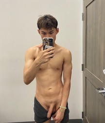 Twinks and Hunks Selfies Thursday  Gay Porn 61679777cb257.jpeg