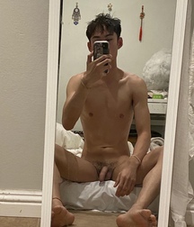 Twinks and Hunks Selfies Thursday  Gay Porn 61679779b38f0.jpeg