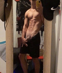 Twinks and Hunks Selfies Thursday  Gay Porn 616797a4625e7.jpeg
