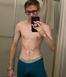 Tuesday Twinks & Twunks Selfies Mix 5 Boys Gay Porn  616e22f43578b.jpeg