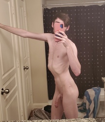 Tuesday Twinks & Twunks Selfies Mix 5 Boys Gay Porn  616e22f808d30.jpeg