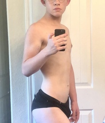 Tuesday Twinks & Twunks Selfies Mix 5 Boys Gay Porn  616e2310e6d90.jpeg