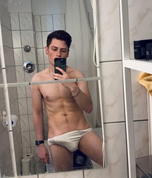 Teen (18+) Selfies Boys Porn Phone Pic 618895981ba7e.jpeg