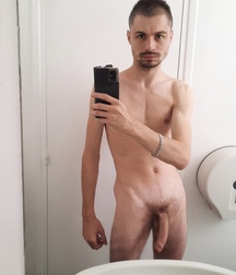 Teen (18+) Selfies Boys Porn Lhama 618898729b070.jpeg