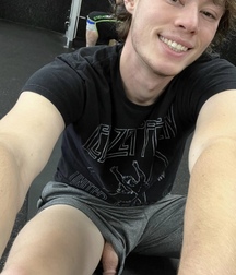Domino’s Pizza With Extra Sausage Selfie Boys Porn 61938b9fcccf8.jpeg