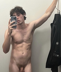 Domino’s Pizza With Extra Sausage Selfie Boys Porn 61938ba3c54b2.jpeg
