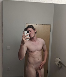 Domino’s Pizza With Extra Sausage Selfie Boys Porn 61938bb331e9b.jpeg