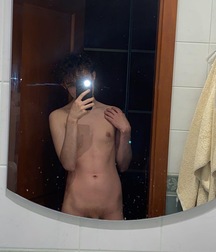 Wednesday Willies Twinks & Twunks Selfies Boys Porn 6194e04b54e61.jpeg