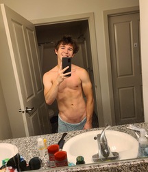 Blue Eyes 20YO Twink With Big Cock Boys Porn 61ae018198a1e.jpeg