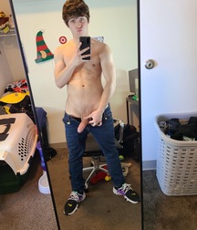 Blue Eyes 20YO Twink With Big Cock Boys Porn 61ae01b363974.jpeg