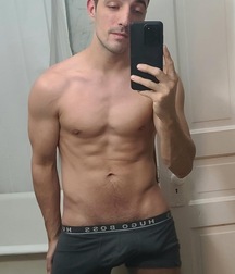 Straight Frat Boy Shows Off boys porn 61dc975d01202.jpeg