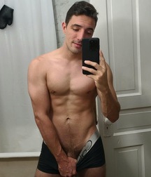 Straight Frat Boy Shows Off boys porn 61dc979b0b6ef.jpeg