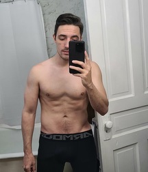 Straight Frat Boy Shows Off boys porn 61dc97a4781f3.jpeg