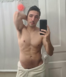 Straight Frat Boy Shows Off boys porn 61dc981bcca65.jpeg