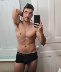 Straight Frat Boy Shows Off boys porn 61dc983a947b8.jpeg