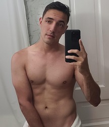 Straight Frat Boy Shows Off boys porn 61dc985699dbf.jpeg