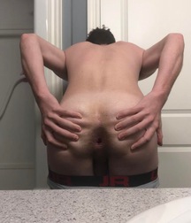 19YO Canadian Ryan Shows His Goods boys porn 61dde20f4d417.jpeg