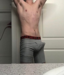 19YO Canadian Ryan Shows His Goods boys porn 61dde213332eb.jpeg