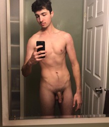 19YO Canadian Ryan Shows His Goods boys porn 61dde23ab2c50.jpeg