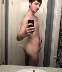 19YO Canadian Ryan Shows His Goods boys porn 61dde23c98fb9.jpeg