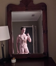 College Boy Nate Shows Off boys porn selfies  61ecad9183a86.jpeg