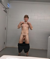 College Boy Nate Shows Off boys porn selfies  61ecadfbe3dc4.jpeg