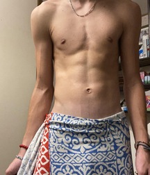 Shy Twink With Curved Cock boys porn Selfies  61ee1b0800d6c.jpeg