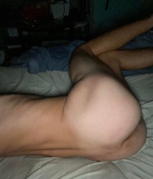 Shy Twink With Curved Cock boys porn Selfies  61ee1b46d4129.jpeg