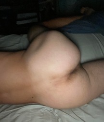Shy Twink With Curved Cock boys porn Selfies  61ee1b56b464f.jpeg