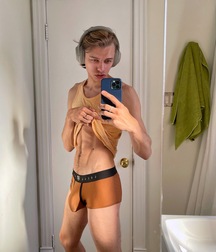 Hung German Uncut Twink Leo Selfies boys porn  61f7772e4c0aa.jpeg