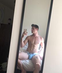 Jock Alex is a Bottom boys porn Selfies  61f81583562d8.jpeg
