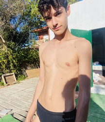 18YO Uncut Twink & His “Daddy” selfies boys porn 6202c18b1f91e.webp