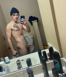 Nolan - 18YO Blond Twink Selfies boys porn 6203152e67454.jpeg