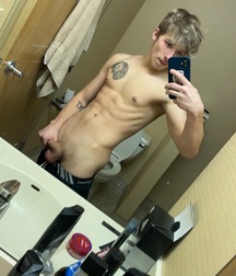 Nolan - 18YO Blond Twink Selfies boys porn 62031559071e5.jpeg