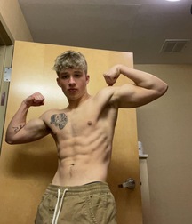 Nolan - 18YO Blond Twink Selfies boys porn 62031587dcb9c.jpeg