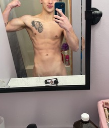 Nolan - 18YO Blond Twink Selfies boys porn 620315d80abd0.jpeg