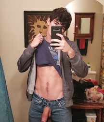 25YO Hung Texan Gymnast Twink Shows Off boys porn