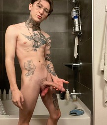Small Album, MASSIVE COCK! Tattooed Twink boys porn 620dd259b5403.jpeg