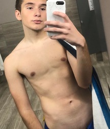 18YO Twink Michael Shows Off His Selfies boys porn 62266d74c34fb.jpeg